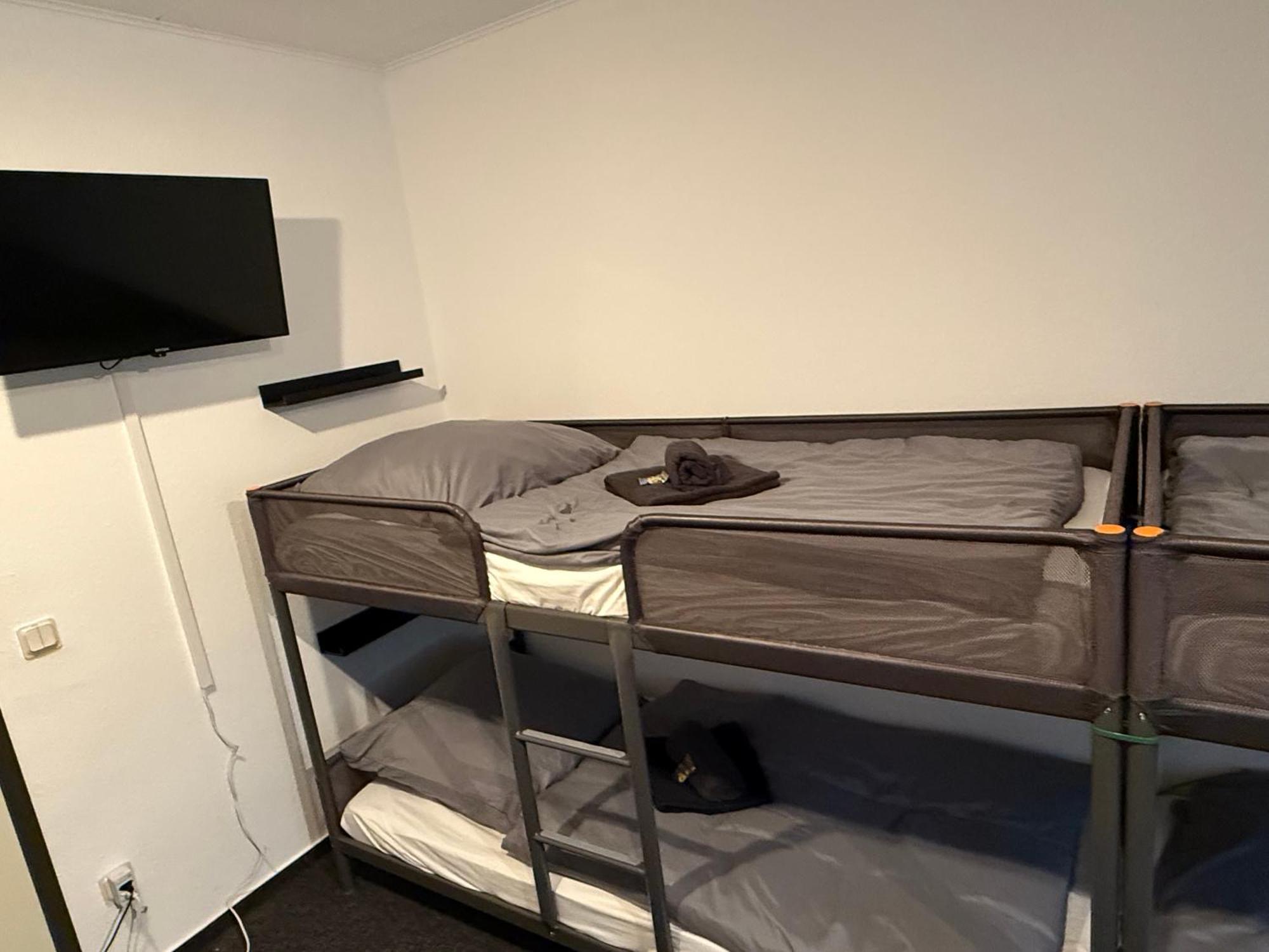 Pott - Zimmervermietung Hostel Essen